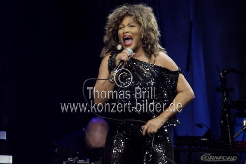 Amerikanische Rock-Sängerin Tina Turner eröffnet ihre 