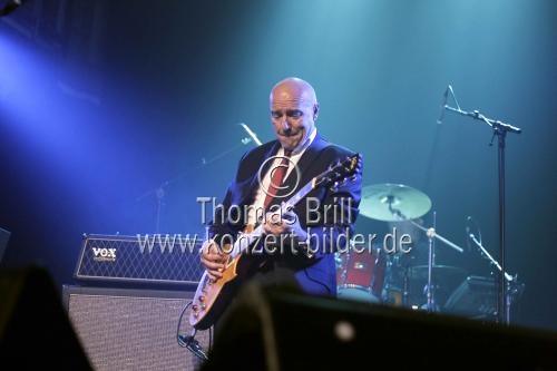 Schottischer Rock-Sänger Midge Ure gastiert auf seiner 