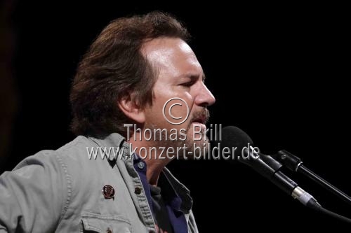 Amerikanische Sänger Eddie Vedder gastiert auf seiner 