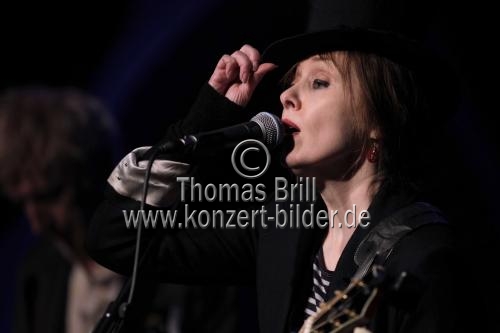 Amerikanische Sängerin Suzanne Vega gastiert auf ihrer 