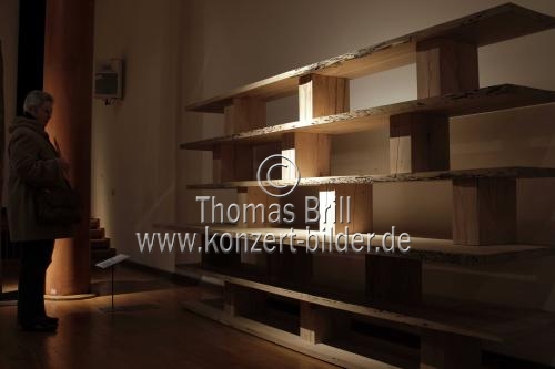 Ausstellung Zwischen den Pfählen Venedigs gastiert vom 18. Januar bis 13. März 2011 im Museums für Angewante Kunst Köln an (© Thomas Brill)