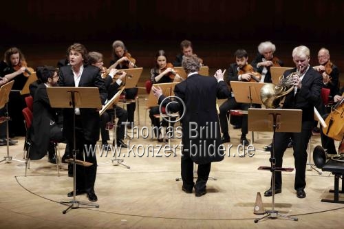 Deutsche Tenor Klaus Florian Vogt gastiert in Begleitung des Stuttgarter Kammerorchester unter der Leitung des deutschen Dirigenten Matthias Foremny in der Philharmonie Köln (&copy; Thomas Brill)