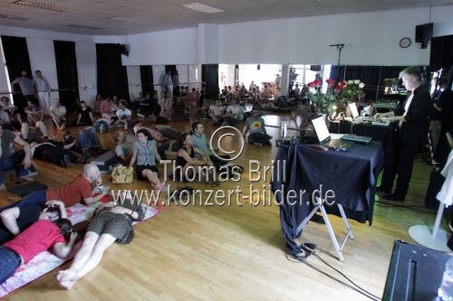 Deutsche Musikproduzent Wolfgang Voigt eröffnet das c/o pop Festival 2013 im Cologne Dance Center Köln (&copy; Thomas Brill)