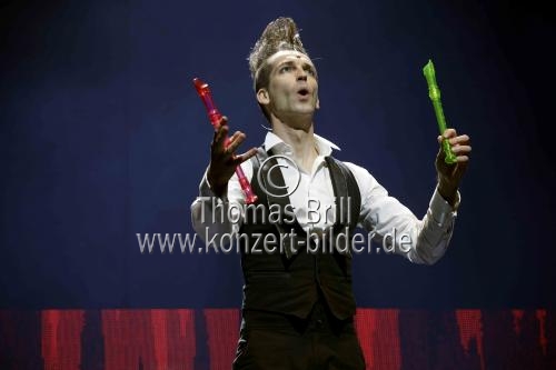 Deutsche Komiker und Blockflötist Gabor Vosteen gastiert bei der Night of the Proms 2018 in der Lanxess-Arena Köln (&copy; Thomas Brill)