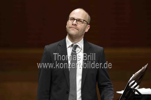 Französisch-dänische Sporanistin Elsa Dreisig gastiert in Begleitung des amerikanischen Pianisten Jonathan Ware mit Lieder, Chansons und Songs des frühen 20. Jahrhunderts in der Kölner Philharmonie (&copy; Thomas Brill)