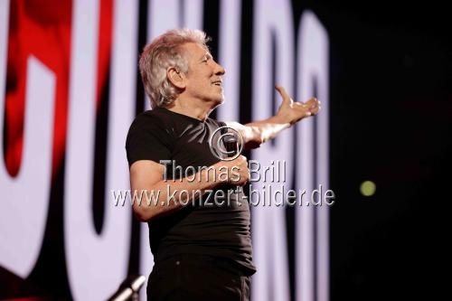 Britischer Musiker und Ex-Pink Floyd-Sänger Roger Waters gastiert mit Werken von Pink Floyd auf seiner „This Is Not A Drill“-Abschiedstour in der Lanxess-Arena Köln (&copy; Thomas Brill)