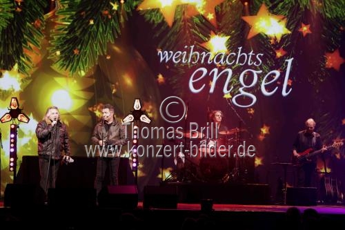 Deutsche Musiker Tommy Engel gastiert mit seiner „Weihnachtsengel“-Show in der Kölner Motorworld (&copy; Thomas Brill)