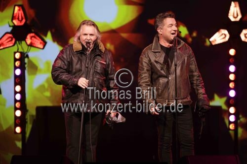 Deutsche Musiker Tommy Engel gastiert mit seiner „Weihnachtsengel“-Show in der Kölner Motorworld (&copy; Thomas Brill)