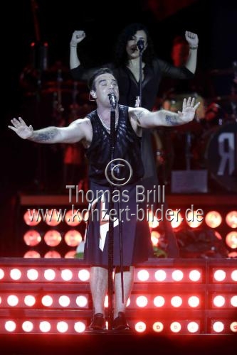 Britischer Rock-Star Robbie Williams gastiert auf seiner 