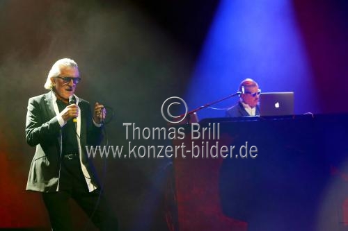 Schweizer Elektropop-Duo Yello gastiert auf seiner 