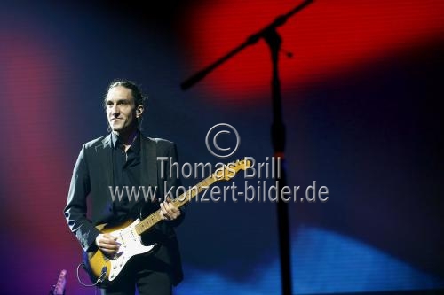 Schweizer Elektropop-Duo Yello gastiert auf seiner 