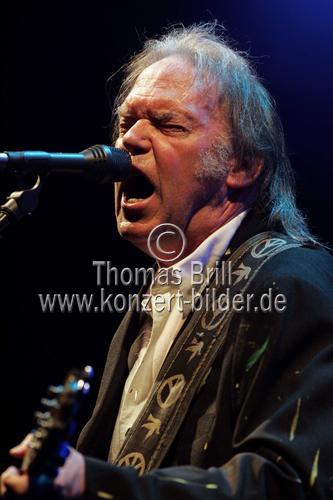 Kanadischer Rockmusiker Neil Young gastiert auf seiner 