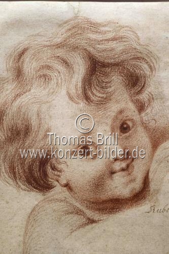 Die Ausstellung „Zeichnung im Labor – Papier trägt Kunst“ zeigt vom 10. November 2023 bis 18. Februar 2024 Meisterzeichnungen von Rubens oder Rembrandt unter dem Mikroskop im Wallraf-Richartz-Museum Köln (© Thomas Brill)