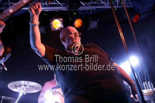 Deutsche Rocksänger Jürgen Zeltinger gastierte mit seiner Band auf seiner 