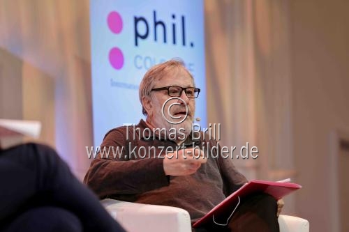 Slowenische Philosoph Slavoj Žižek diskutiert mit dem Chefredakteur des Philosophie Magazin Dr. Wolfram Eilenberger über 