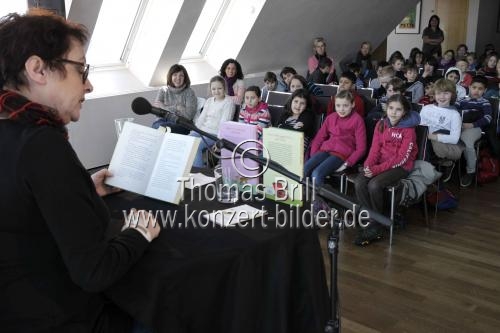 Deutsche Schriftstellerin Barbara van den Speulhof liest aus ihrem Buch 