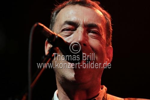 Österreichische Liedermacher Hubert von Goisern gastiert auf seiner 