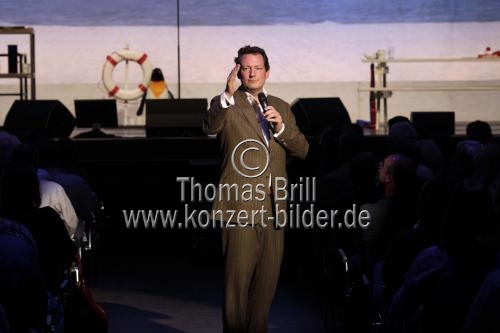 Deutsche Kabarettist Eckart von Hirschhausen gastiert mit seinem Programm 