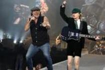 Australische Hardrock-Band AC/DC gastierten mit Sänger Brian Johnson und Gitarrist Angus Young auf ihrer "Black Ice"-Open Air Tour im RheinEnergie Stadion Köln (© )