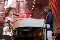 Schwedische Abba-Coverband "AbbaMania The Show" gastiert auf ihrer „50 Jahre Waterloo“-Jubiläumstour in der Lanxess Arena Köln (&copy; Thomas Brill)