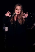 Britische Pop-, Soul- und Jazzsängerin Adele Laurie Blue Adkins gastiert auf ihrer "Adele 21"-Tour im Bürgerhaus Stollwerck Köln (&copy; Thomas Brill)
