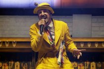 Deutsche Rapper Lukas Strobel alias Alligatoah gastiert auf seiner "Wie Zuhause"-Tour in der Lanxess Arena Köln (© Thomas Brill)
