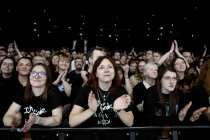 Deutsche Rapper Lukas Strobel alias Alligatoah gastiert auf seiner "Out of Office"-Tour in der Lanxess Arena Köln (&copy; Thomas Brill)