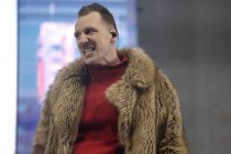 Deutsche Rapper Lukas Strobel alias Alligatoah gastiert auf seiner "Out of Office"-Tour in der Lanxess Arena Köln (&copy; Thomas Brill)