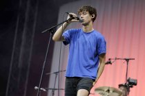 Deutsche Pop-Rock-Band AnnenMayKantereit gastiert mit ihrer "Live 2026“-Open Air im RheinEnergieStadion Köln (&copy; Thomas Brill)