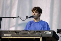 Deutsche Pop-Rock-Band AnnenMayKantereit gastiert mit ihrer "Live 2026“-Open Air im RheinEnergieStadion Köln (&copy; Thomas Brill)