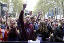 Deutsche Hip-Hop-Gruppe Antilopen Gang gastiert auf ihrer "Anarchie und Alltag"-Tour auf der Bühne am Hohenzollernring Köln (© Thomas Brill)