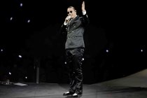 Deutsch-türkische Rapper Volkan Yaman alias "Apache 207" gastiert auf seiner "Arena"-Tour in der Lanxess-Arena Köln (&copy; Thomas Brill)