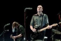 Kanadische Indie-Rockband Arcade Fire gastiert auf ihrer "The Suburbs"-Tour in der Philipshalle Düsseldorf (© Thomas Brill)