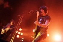 Britische Indie-Rockband Arctic Monkeys gastiert auf ihrer "Suck It and See"-Tour im E-Werk Köln (© Thomas Brill)