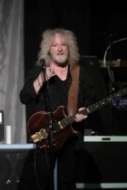 Britische Progressive-Rockgruppe Barclay James Harvest feat. Les Holroyd gastiert auf ihrer "Retrospective"-Tour im Theater am Tanzbrunnen Köln (© Thomas Brill)
