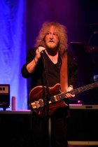 Britische Progressive-Rockgruppe Barclay James Harvest feat. Les Holroyd gastiert auf ihrer "Retrospective"-Tour im Theater am Tanzbrunnen Köln (© Thomas Brill)