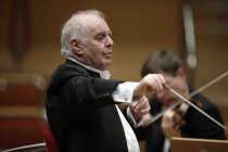 Argentinisch-Israelischer Dirigent Daniel Barenboim leitet die Wiener Philharmoniker in der Philharmonie Köln (&copy; Thomas Brill)