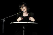 Deutsche Kabarettistin Marina Barth gastiert mit ihrem "Jahresrückblick"-Programm im Klingelpütz Theater Köln (&copy; Thomas Brill)