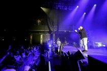 Deutscher Rapper und Sänger Julian Otto alias Bausa gastiert auf seiner "3 Jahre später"-Tour im Palladium Köln (© Thomas Brill)