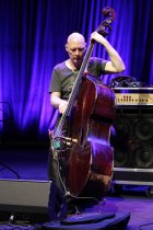 Die Jazzmusiker Bugge Wesseltoft, Dan Berglund und Henrik Schwarz gastieren in der Philharmonie Köln (© Thomas Brill)