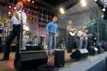 Kölner Mundart-Musikgruppe Bläck Fööss gastieren auf ihrer "Alles für die Liebe..."-Tour Open Air am Tanzbrunnen Köln (© Thomas Brill)