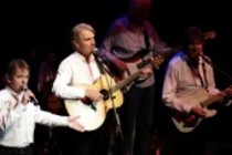 Kölner Mundart-Musikgruppe Bläck Fööss gastiert mit ihrem "40 Jahre BLÄCK FÖÖSS"-Jubiläumskonzert in der Philharmonie Köln (© Thomas Brill)