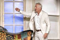 Komödie von Éric Assous "Das Blaue vom Himmel" gastiert vom 18. April 2024 bis 16. Juni 2024 im Theater am Dom in Köln (&copy; Thomas Brill)