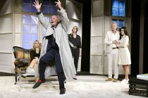 Komödie von Éric Assous "Das Blaue vom Himmel" gastiert vom 18. April 2024 bis 16. Juni 2024 im Theater am Dom in Köln (&copy; Thomas Brill)