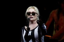 Amerikanische New-Wave-Band Blondie gastiert auf ihrer "Ghosts of Download"– Tour im E-Werk Köln (© Thomas Brill)