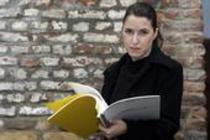 Deutsche Dirigentin Susanne Blumenthal gastierte mit  EOS Kammerorchester Köln in Begleitung des Trompeters Markus Stockhausen am 27. Februar 2009 im Altenberg Hof, Köln-Nippes  (&copy; Thomas Brill)