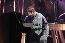 Britische Singer/Songwriter James Blunt gastiert auf seiner "Moon Landing"-Tour in der Lanxess-Arena Köln (© Thomas Brill)