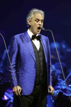 Italienische Tenor Andrea Bocelli gastiert auf seiner "Cinema"-Tour in der Lanxess-Arena Köln (© Thomas Brill)