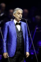 Italienische Tenor Andrea Bocelli gastiert auf seiner "Cinema"-Tour in der Lanxess-Arena Köln (© Thomas Brill)