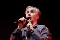 Rundfunk-Tanzorchester Ehrenfeld und Moderator Jan Böhmermann gastieren auf ihrer ''Eisern Ehrenfeld'' Tour in der Lanxess-Arena Köln (&copy; Thomas Brill)
